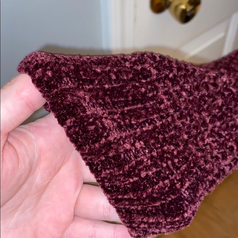 Sweater - Picture 2 of 3